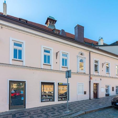 The Bookhouse, 5-Bedroom Residence By Prague Castle 외부 사진