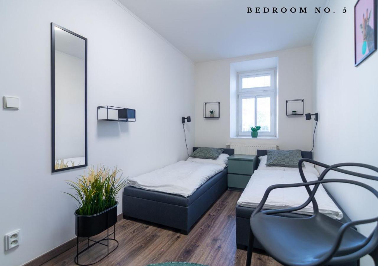 The Bookhouse, 5-Bedroom Residence By Prague Castle 외부 사진
